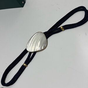 Shell adjustable rope belt